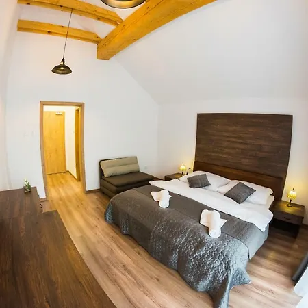 Monumento Guest house Valca